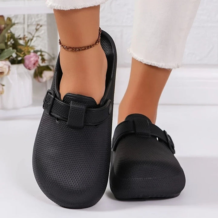 Daya - Casual Ease Clogs
