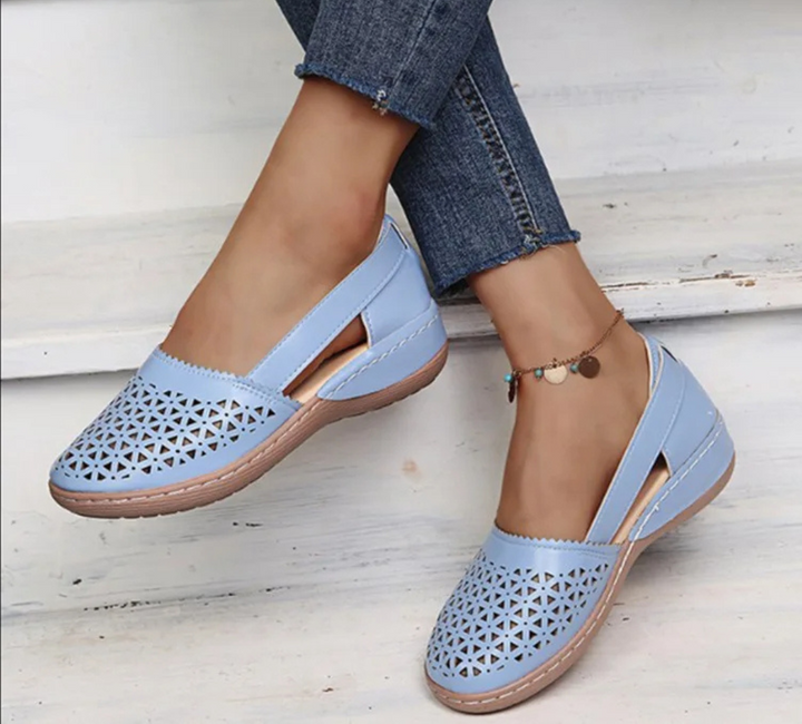 Lunaira - Lightweight Geometric Flats