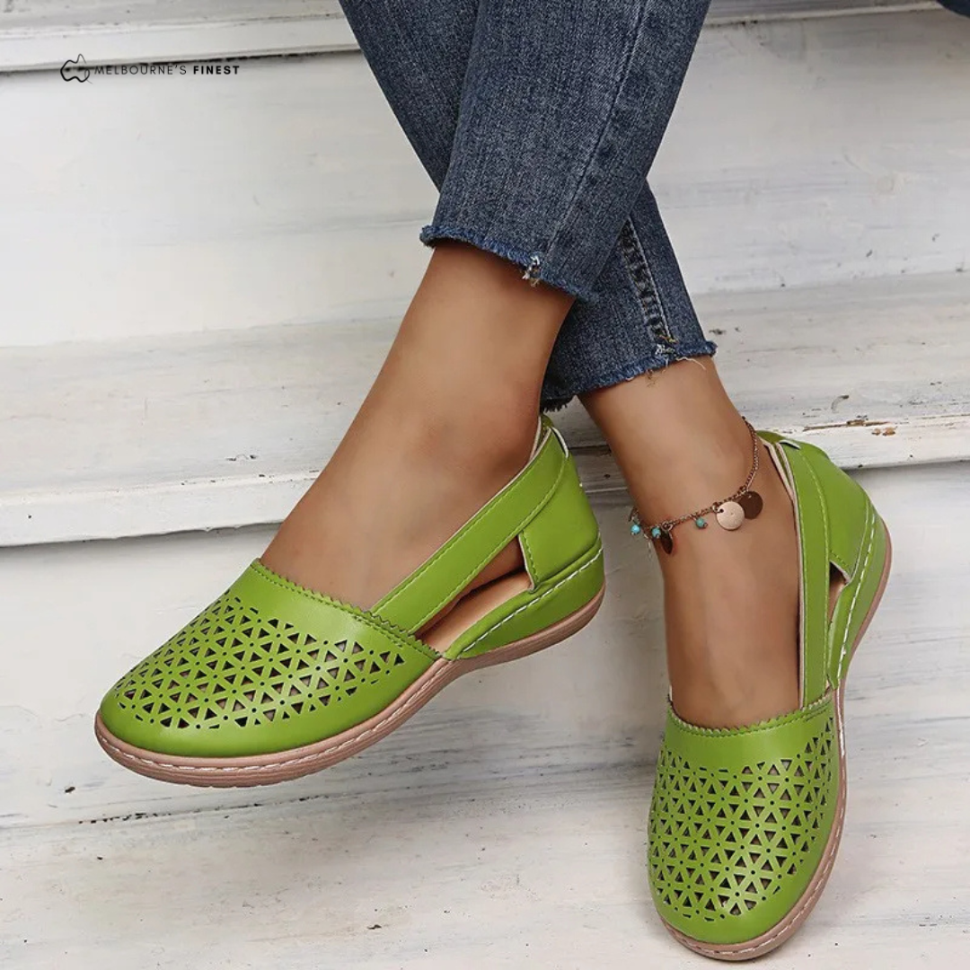 Lunaira - Lightweight Geometric Flats