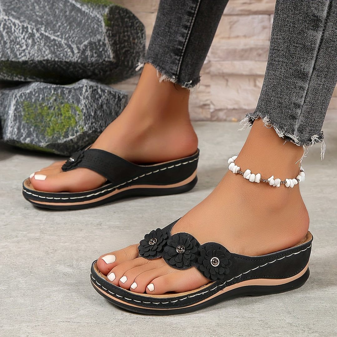 ALIA  - Comfortable Sandals