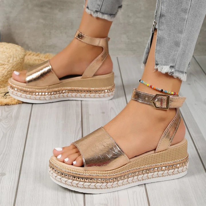 STELLA - Relaxed Sandals