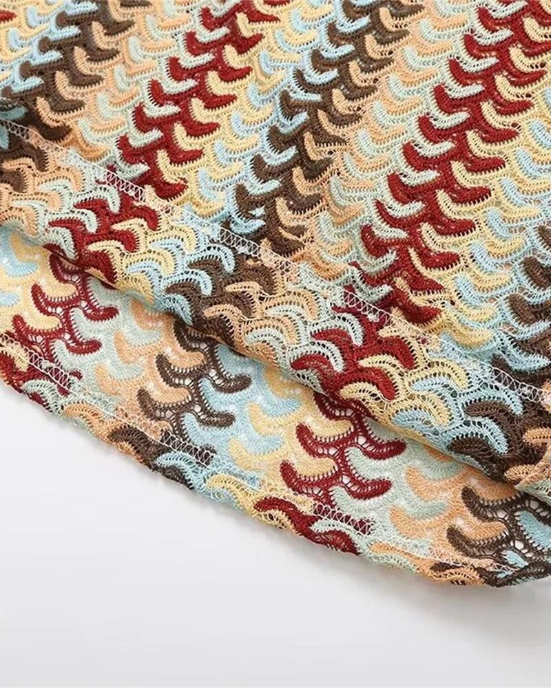 Brisa - Chic V-Neck Dress